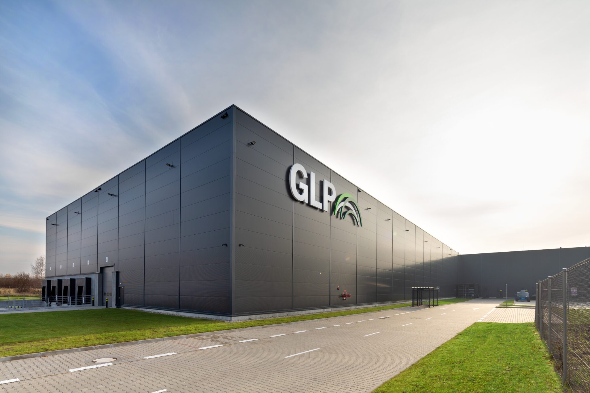 GLP logistics warehouse — Rhino utility monitoring